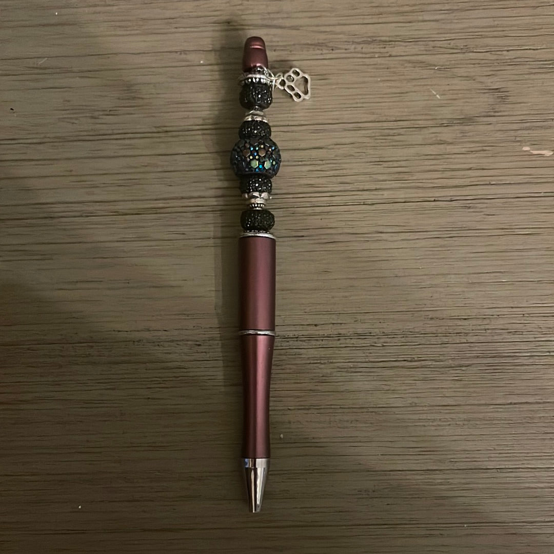 Beaded Paw Pen